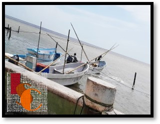 Denuncian represión por almacenar combustible para sus lanchas en Isla Arena.